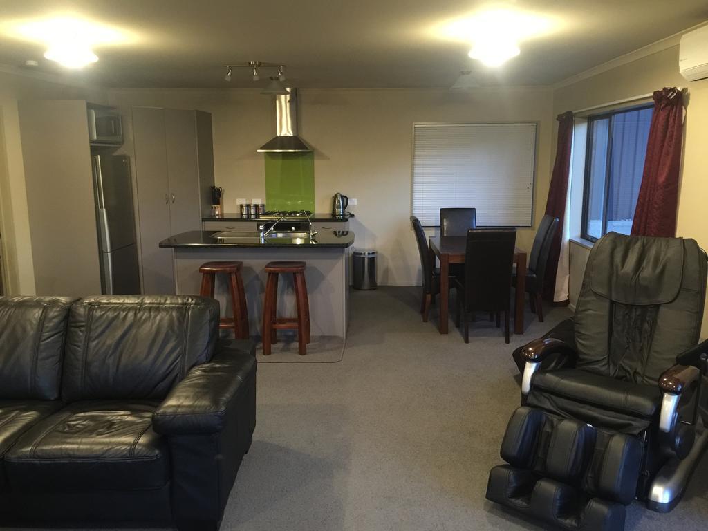 Lawrence Townhouse Accommodation 18A ภายนอก รูปภาพ